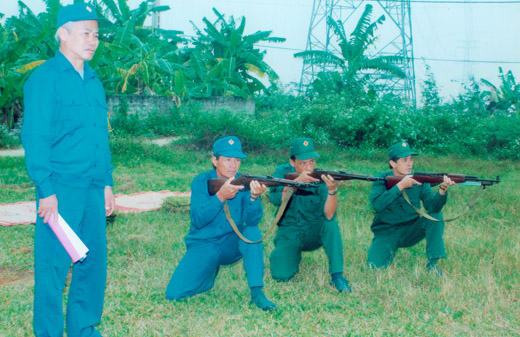Ban CHQS thị xã Chí Linh vừa tổ chức Hội thao lực lượng dân quân cơ động thị xã năm 2016.