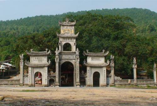 Những ngôi chùa "xin con” nổi tiếng linh thiêng nhất Việt Nam