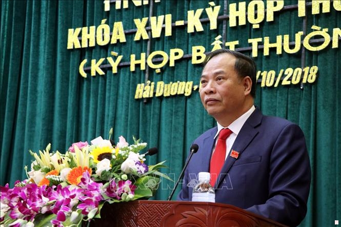 Bí thư Tỉnh ủy, Chủ tịch HĐND tỉnh Hải Dương Nguyễn Mạnh Hiển phát biểu tại Kỳ họp.