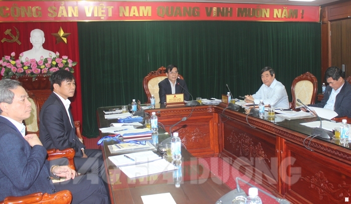 Đồng chí Vũ Văn Sơn, Phó Bí thư Thường trực Tỉnh ủy phát biểu kết luận tại buổi làm việc